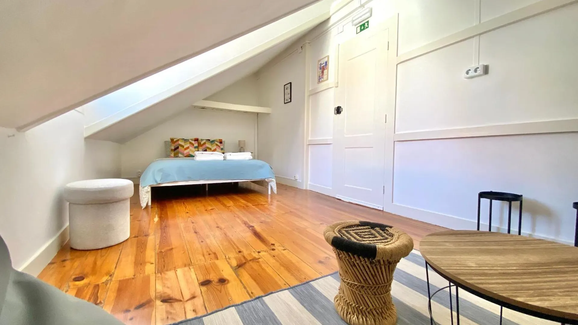 Terrace House Hostel Lisbon