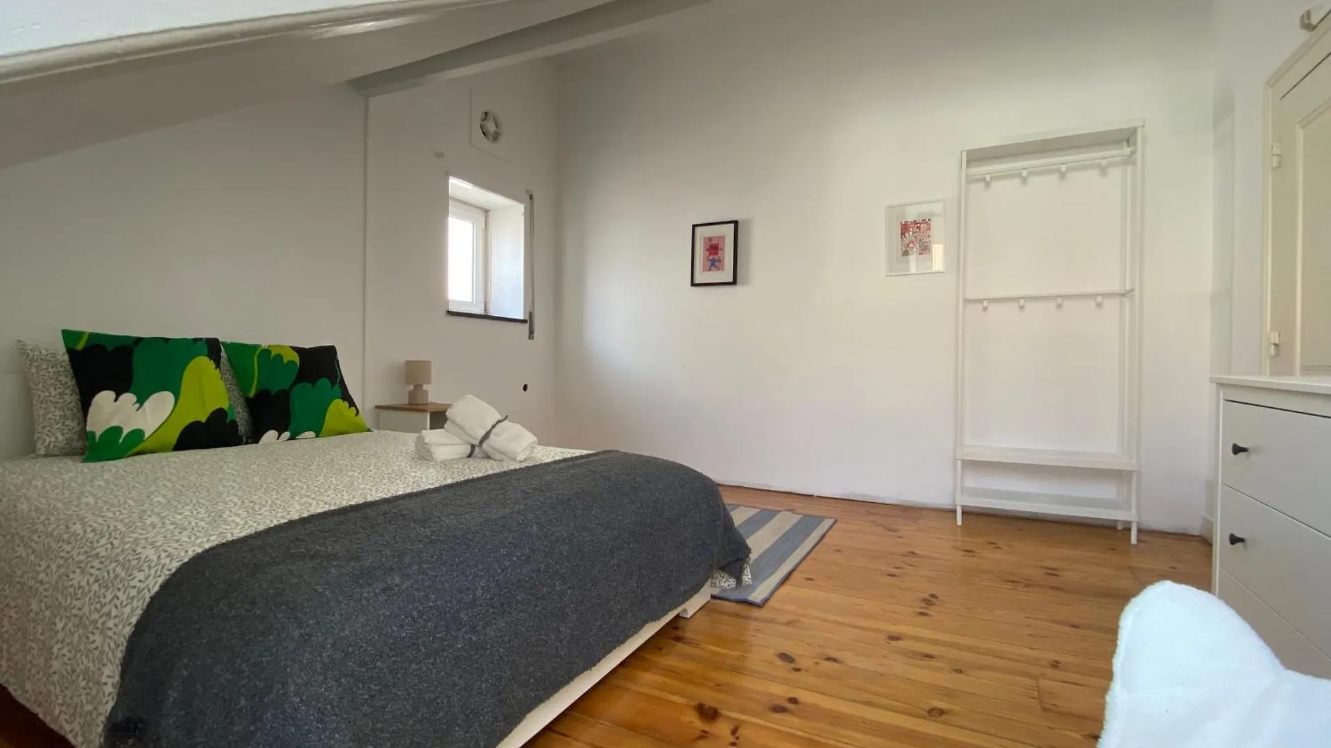 Terrace House Hostel Lisbon