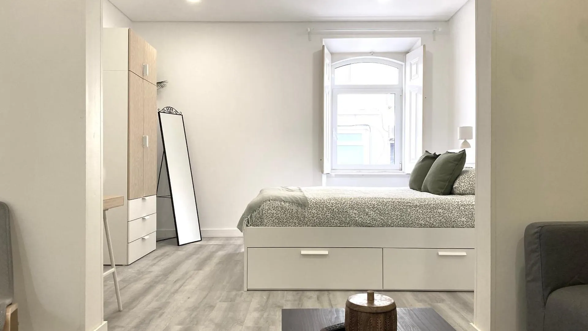 Terrace House Hostel Lisbon