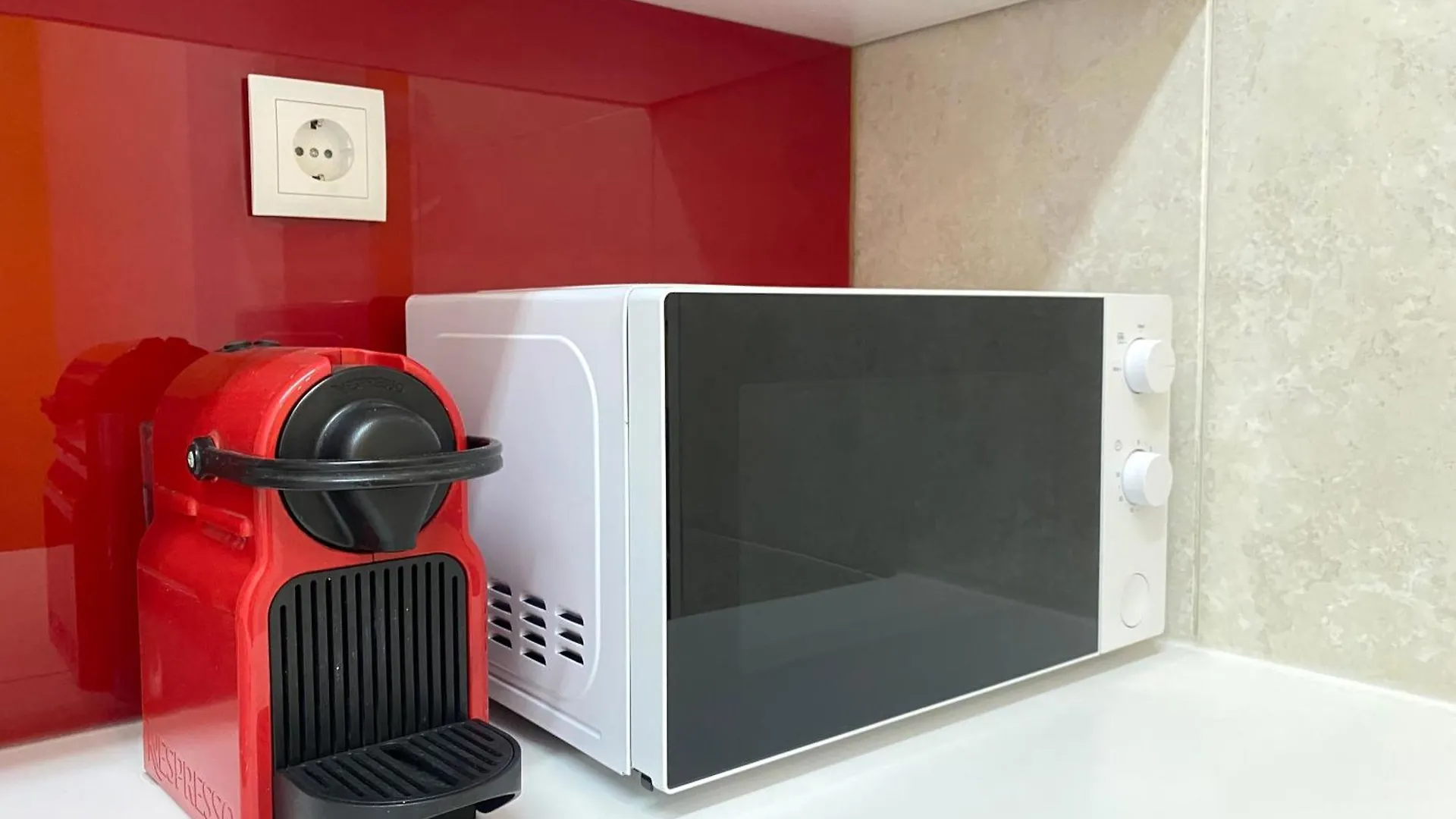 Terrace House Hostel Lisbon