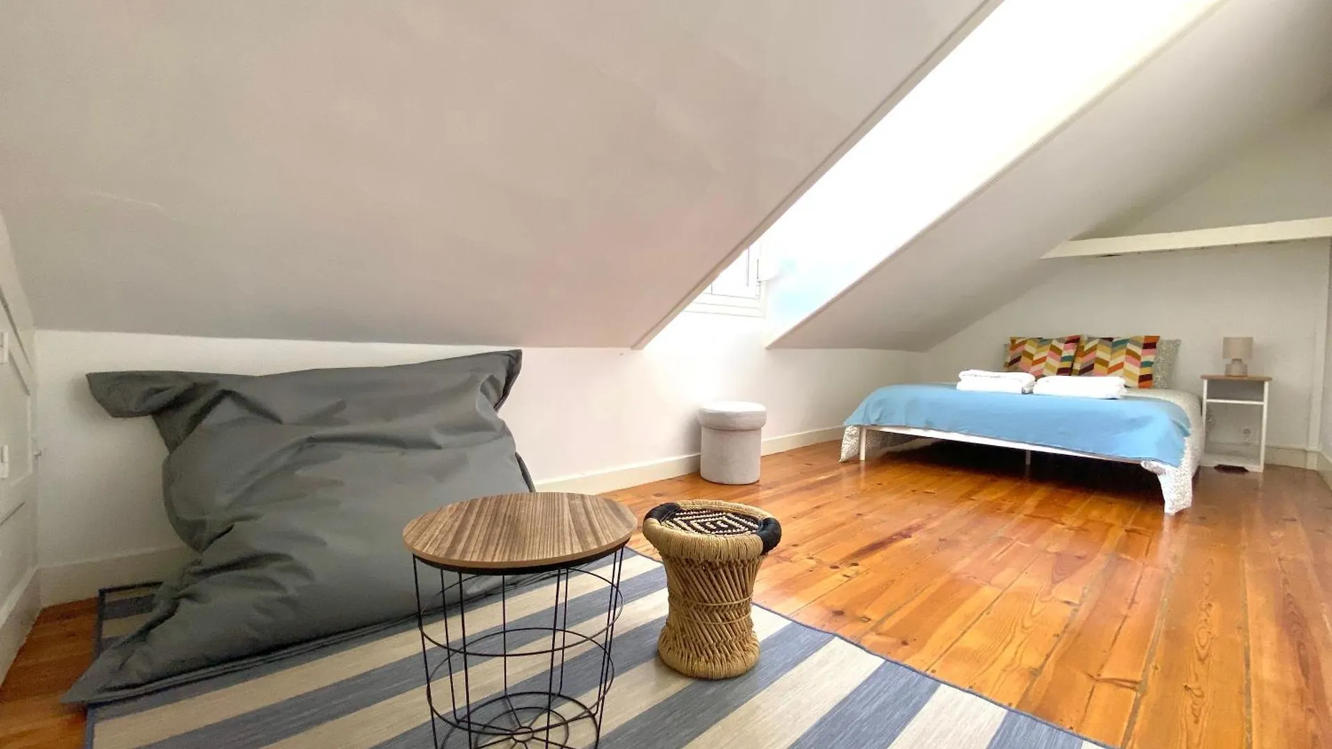 Terrace House Hostel Lisbon