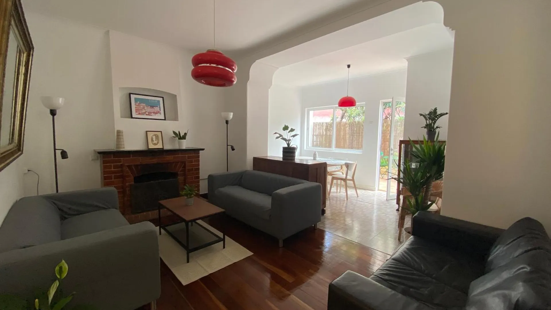 Terrace House Hostel Lisbon