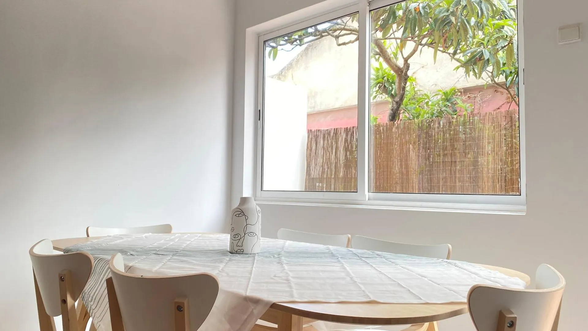 Terrace House Hostel Lisbon