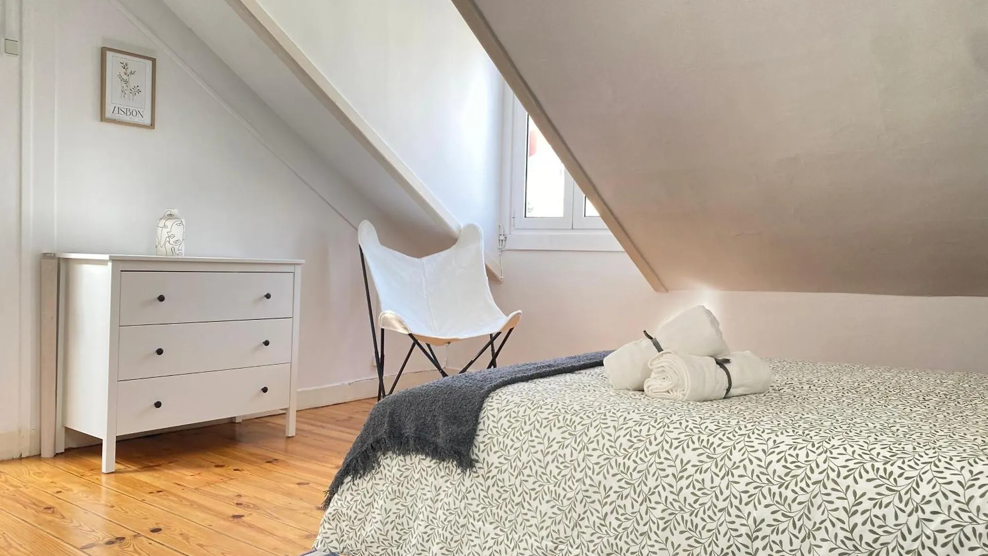 Terrace House Hostel Lisbon