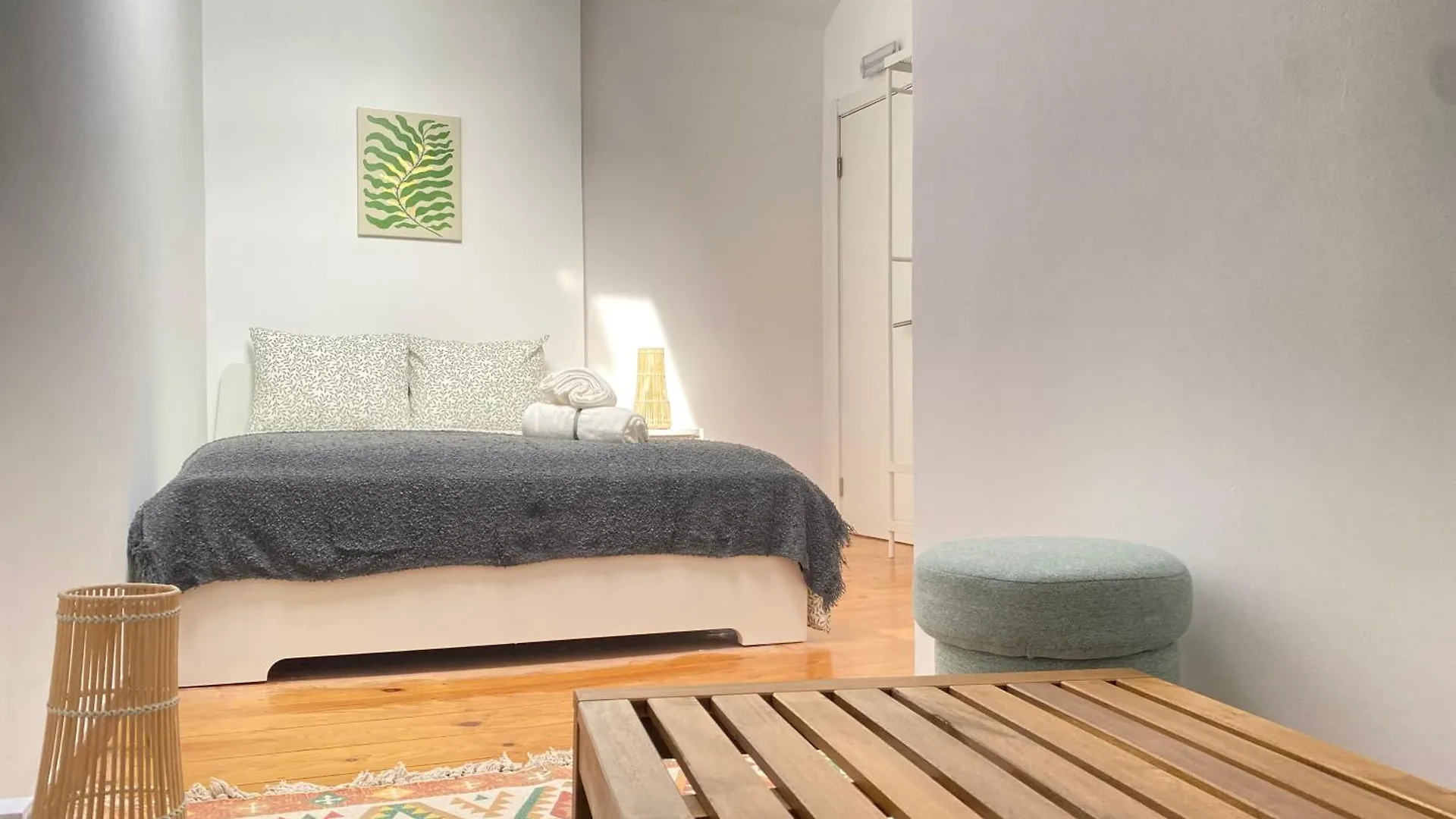 Terrace House Hostel Lisbon 0*,